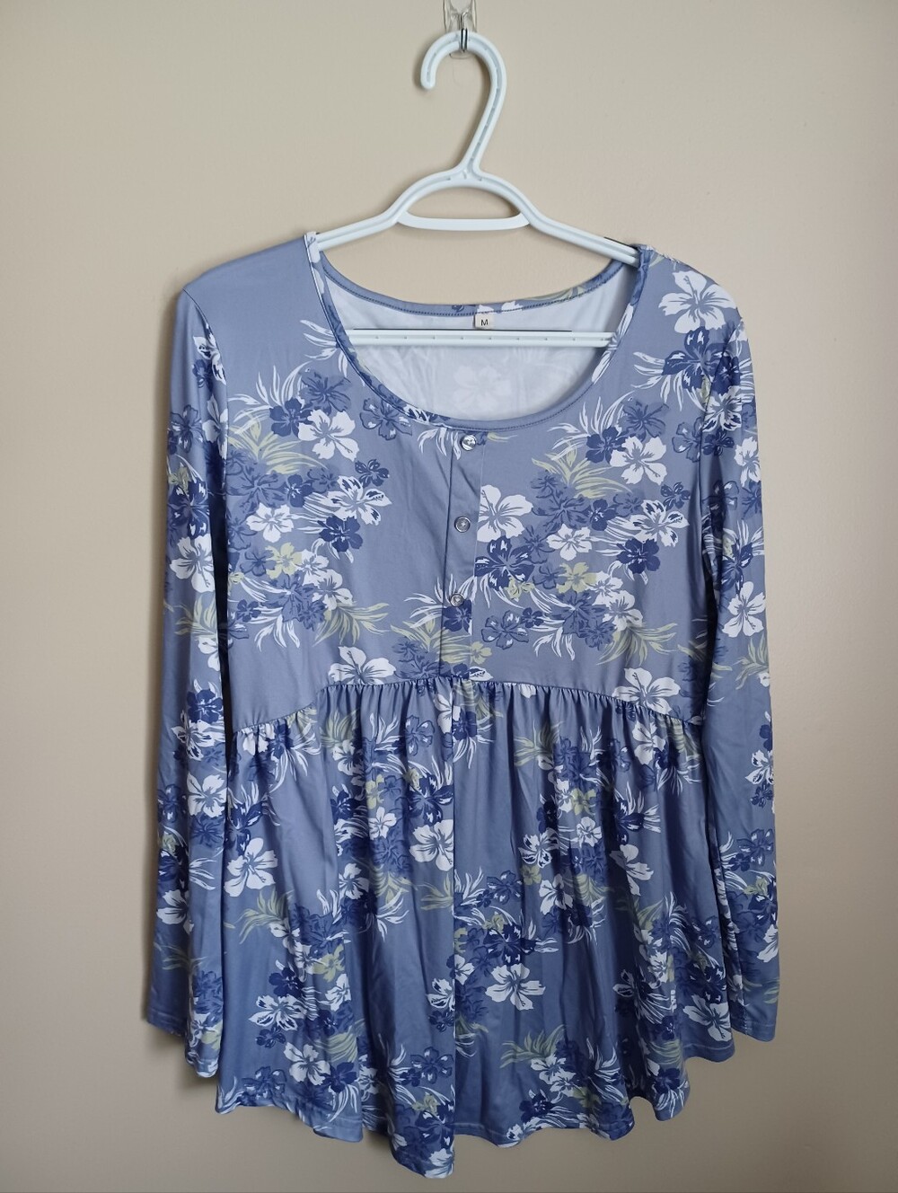 Women's Maternity Size M Unbranded Purple Floral Rayon Spandex Long Sleeve Shirt